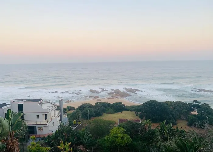 Hansmeyer Hill - 5 Bedroom House